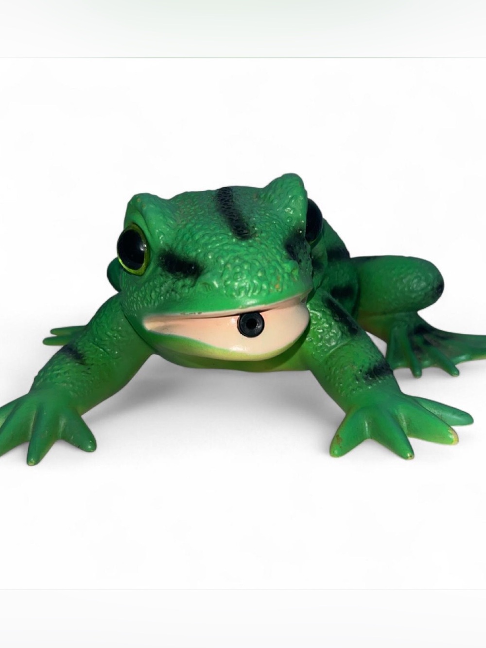 Vintage 1996 D.A.K. Motion Activated Green Frog Electronic Sound Toy Decor